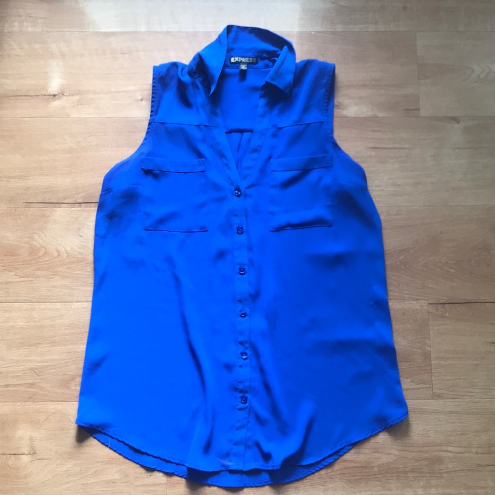 Express button up tank
